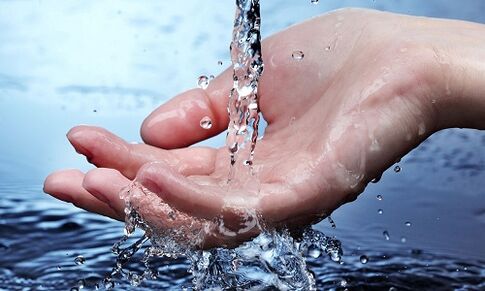 измиване на ръцете за предотвратяване на заразяване с паразити